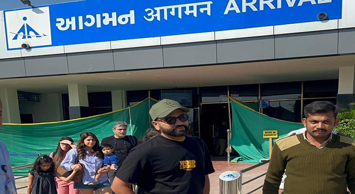 Aajkaal Daily (Desh Pardesh Ni Aajkaal)