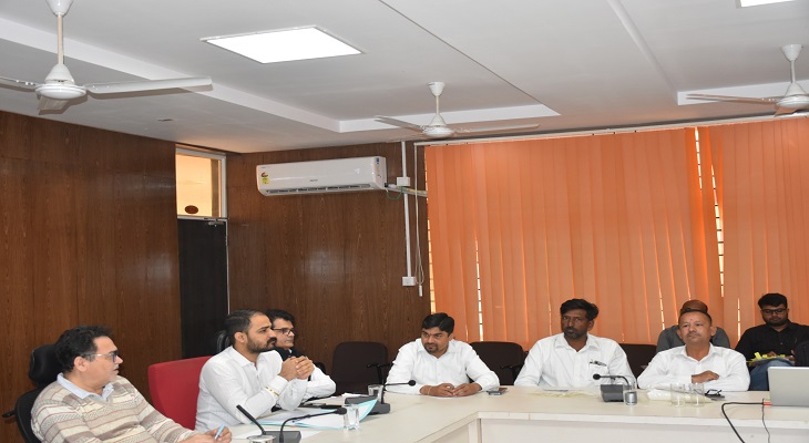 Aajkaal Daily (Desh Pardesh Ni Aajkaal)