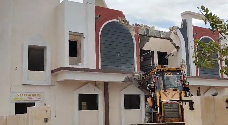 Aajkaal Daily (Desh Pardesh Ni Aajkaal)