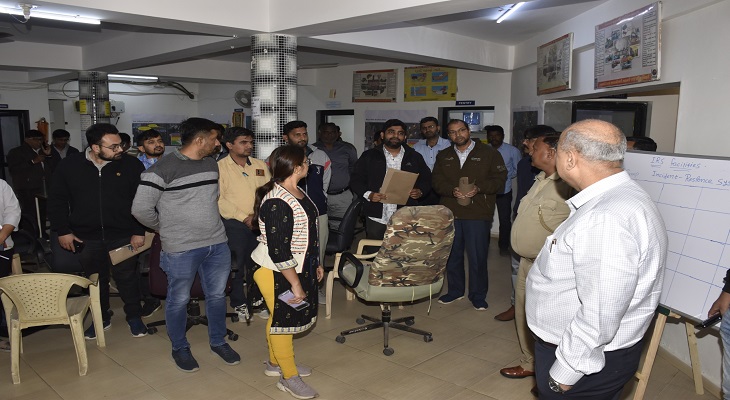 Aajkaal Daily (Desh Pardesh Ni Aajkaal)