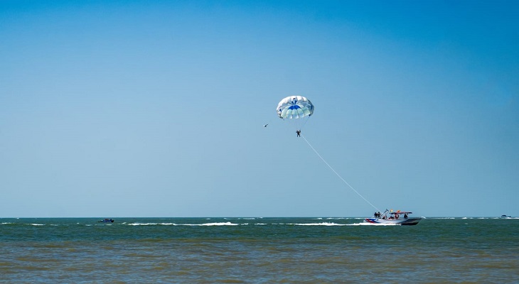 Aajkaal Daily (Desh Pardesh Ni Aajkaal)